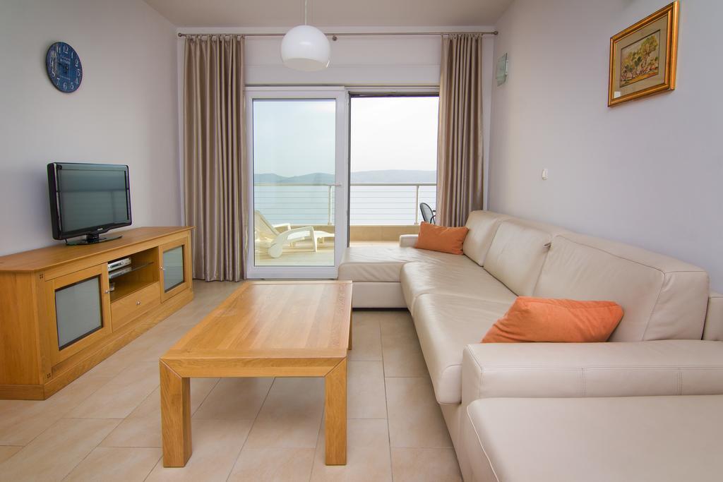 Apartments Vela Sollis Marusici  Dış mekan fotoğraf